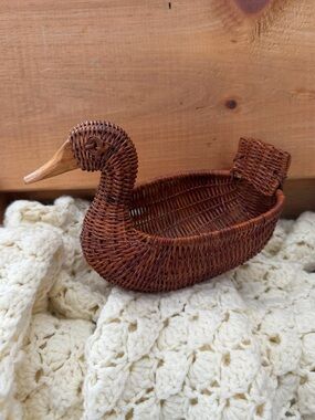 Handwoven Brown Wicker Duck Basket - Decorative Home Accent